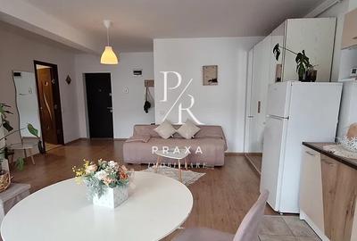 Apartament cu 2 camere semidecomandat, mobilat în Florești