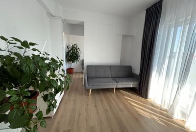 Apartament cu 2 camere decomandat în Romană