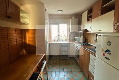 4 camere / 2 bai/ boxa/ Bld. Nicolae Titulescu - 4