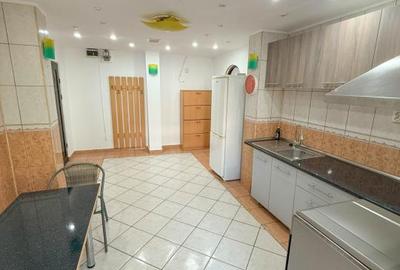 3 camere de vanzare | Rahova | 3/4 | Bloc anvelopat | Zona linistita Comision 0% - 7