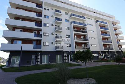 Apartament cu 3 camere decomandat, mobilat în Sud