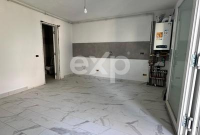 Apartament cu 2 camere ,Micro 8 ,Aleea Grivita - 2