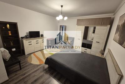 Apartament cu 2 camere decomandat, mobilat în Central