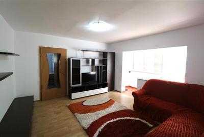 Apartament cu 2 camere semidecomandat, mobilat în Aradului