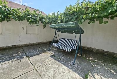 Apartament 3 camere la casa curte pivnita parcare zona Centrala - 22
