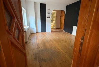 Casa de vânzare - Constanta - 6 CAMERE- 203 mp. totali - 12