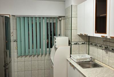 Apartament cu 3 cam, decomamdat, 85mp utili, Bd. Decebal langa Piata Alba Iulia - 11