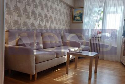 Apartament cu 3 camere decomandat, mobilat în Decebal