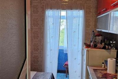 Apartament cu 2 camere decomandat în Dacia