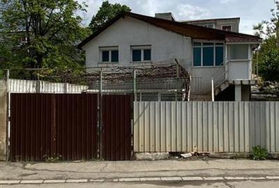 Casa-vila, Bacau Piata sud - 1