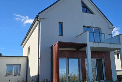 Casă de vânzare, 5 camere, semifinisată, Feleac, supraf. 190mp,teren 500mp