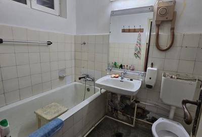 APARTAMENT DE VÂNZARE CU DOUĂ CAMERE IN ZONA PAJURA SEC.1 - 6