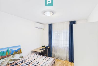 Apartament cu 3 camere decomandat în Rogerius