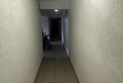 Garsonieră decomandată în Central