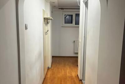 Apartament  de vanzare 2 camere  la 5 min de  metrou  1 Decembrie 1918 - 2