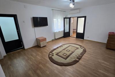 Casa cu garaj la curte Chitila - Colosseum Mall - 6