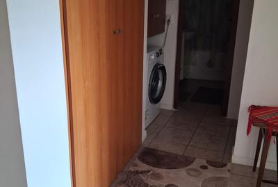 Apartament  cu 2 camere de închiriat – zonă Km 4-5 - 6