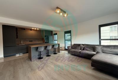 Apartament cu 3 camere semidecomandat, mobilat în Decebal