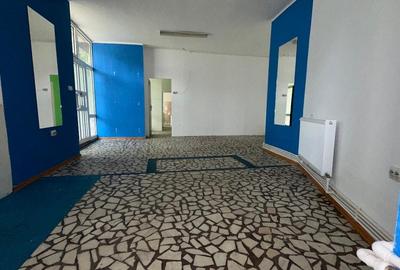 Spatiu comercial stradal cu vad excelent - 80 mp, str.Navelor, zona Faleza-Port - 8