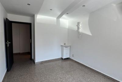 SPATIU COMERCIAL -DE VANZARE-MILITARI RESIDENCE-COMISION 0 - 11