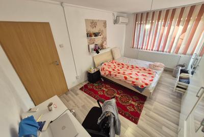 1 Cam--Sagului-5 Min Spitalul Judetean--Mobilat-Utilat-64.900 Euro! Negociabil - 2