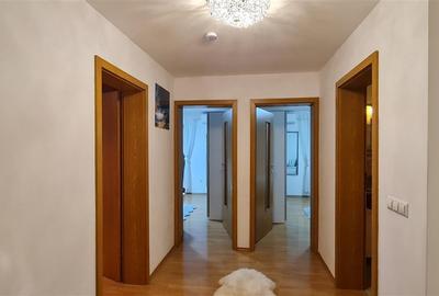 Vila P+M cu garaj inchis, in Bujac, pe colt - 16