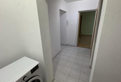 Brancoveanu Metrou(la 5 minute)2 camere decomandat,etaj 4,cu  2 balcoane,boiler - 3