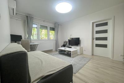 Apartament cu 2 camere semidecomandat, mobilat în Take Ionescu