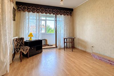 Apartament cu 3 camere decomandat, mobilat în Micro 39