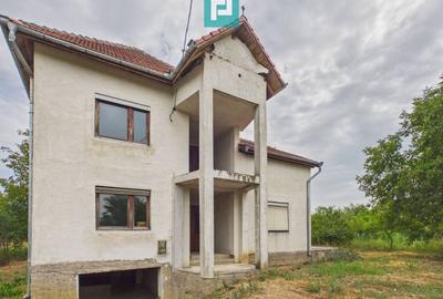 Casă nouă cu etaj, în localitatea Almaș, Arad - 1