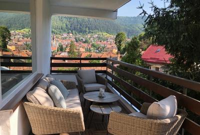 Apartament cu 4 camere decomandat, mobilat în Centrul Istoric