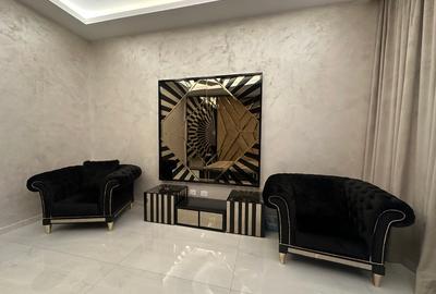 Apartament cu 4 camere decomandat, mobilat în Central