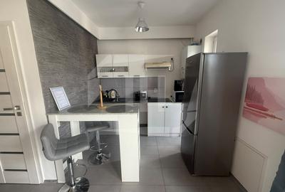 Apartament tip penthouse, 2 camere, terasa, parcare, zona strazii Paris - 1