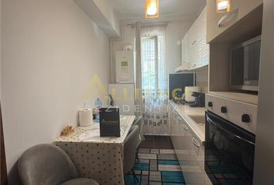 Apartament cu 2 camere decomandat în Ozana