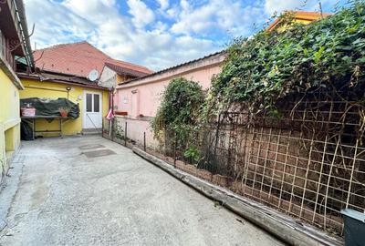 Casă individuală cu 4 camere în Lazaret