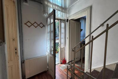 Arhitectura neoromaneasca - zona Piata Unirii - 4