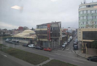 Bulevardul Mamaia – Universitatea Ovidius- de inchiriat cladire birouri clasa A - 4