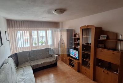 Apartament cu 2 camere semidecomandat în Răcădău