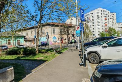 Apartament cu 5 camere decomandat, mobilat în Cișmigiu
