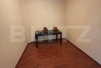 Apartament cu 2 camere semidecomandat, mobilat în Aleea Trandafirilor
