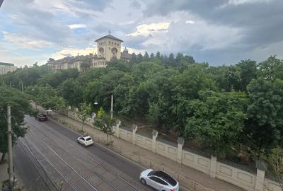 Apartament cu 3 camere + 2 boxe + terasa 20 MP  Bd. Regina Maria nr. 50 - 6