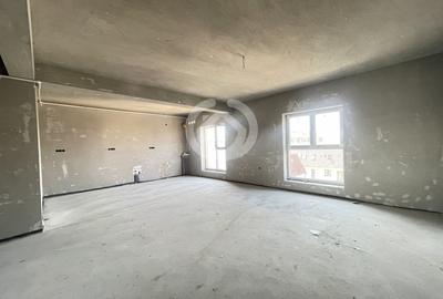 Apartament cu 3 camere decomandat în Țiglari