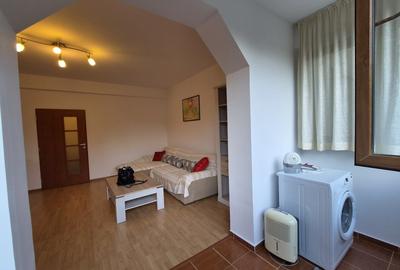 Apartament 2 Camere-Metrou Ialomitei - priveliste zona verde - 9
