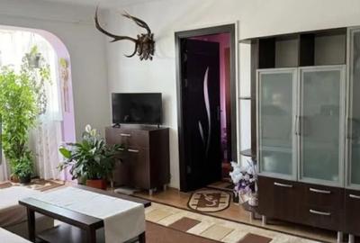 Apartament cu 2 camere semidecomandat în Km 4-5