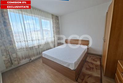Apartament cu 3 camere semidecomandat, mobilat în Mihai Viteazul