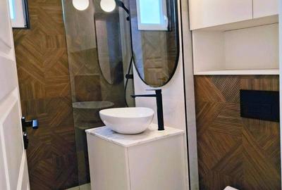 Apartament cu 2 camere decomandat în Port