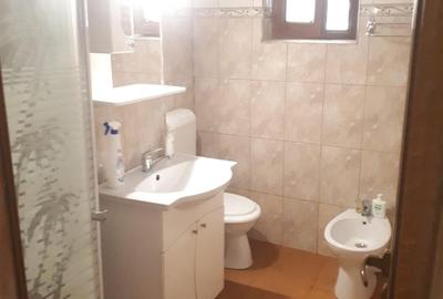 Apartament 2 camere ICFrimu et1/4 ,centrala  pret 73 000 euro neg - 4