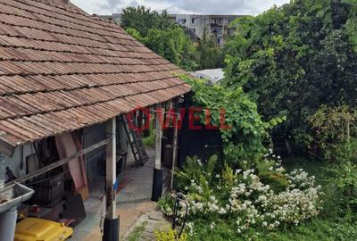 CASĂ DE VÂNZARE - 4