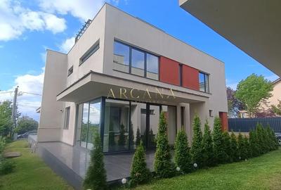 Duplex 4 camere cu garaj și terasă circulară Europa - 1
