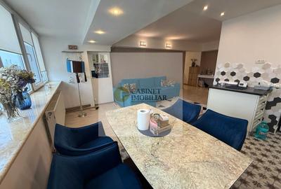 Apartament cu 3 camere decomandat în Victoriei